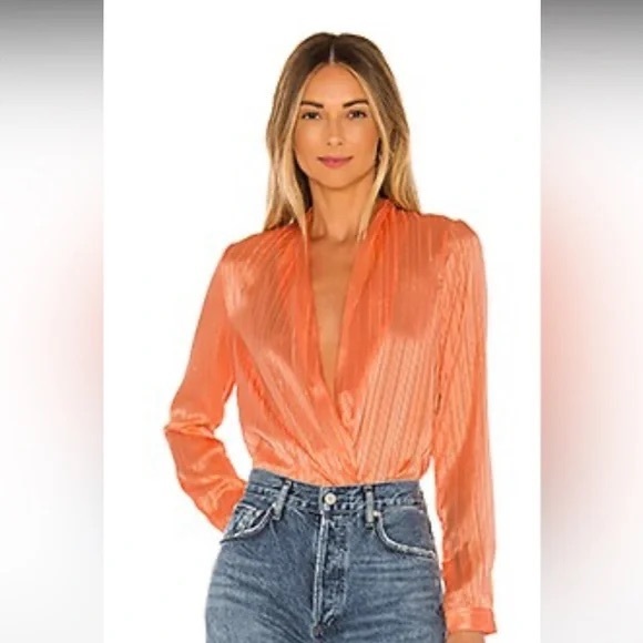 NWT Lovers + Friends Orange Kenzie Top Sz. XS - Picture 1 of 7